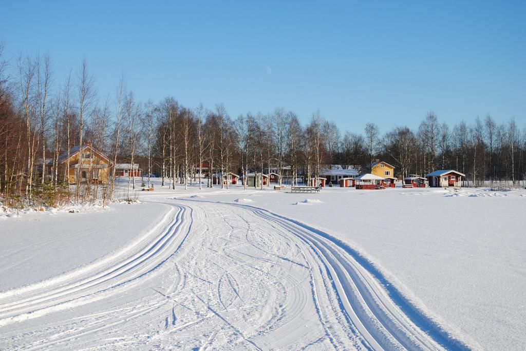 Tastulan Lomakylae Hotel Kaustinen Exterior photo