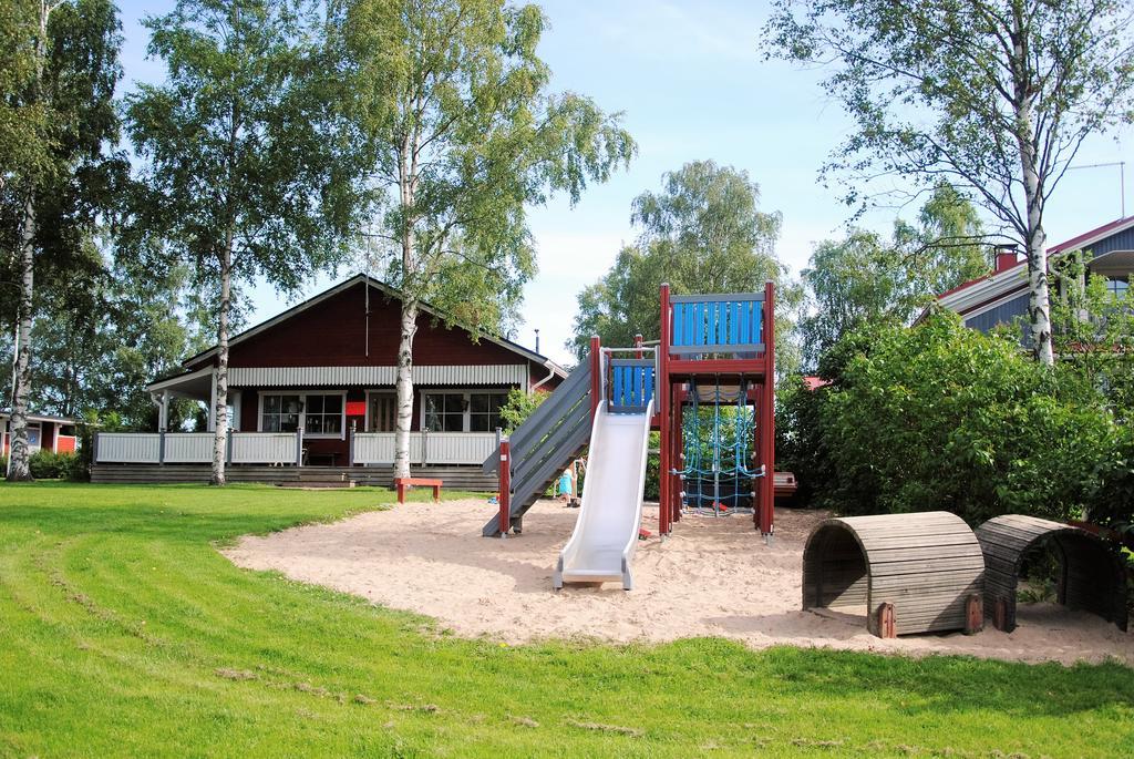 Tastulan Lomakylae Hotel Kaustinen Exterior photo